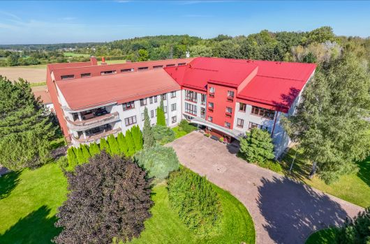 Letecký záběr na celý domov